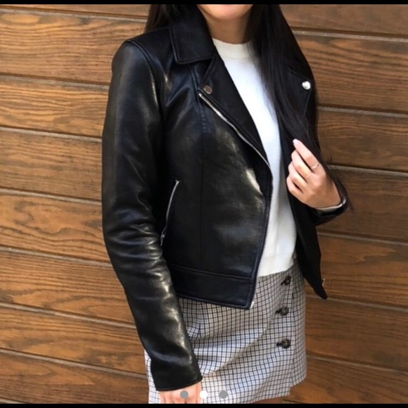 leather jacket - Picture 2 of 3